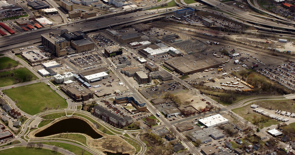 1015 Glenwood Ave, Minneapolis, MN for lease - Aerial - Image 2 of 5