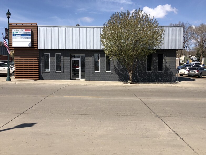 329 N Main St, Watford City, ND for sale - Primary Photo - Image 1 of 1