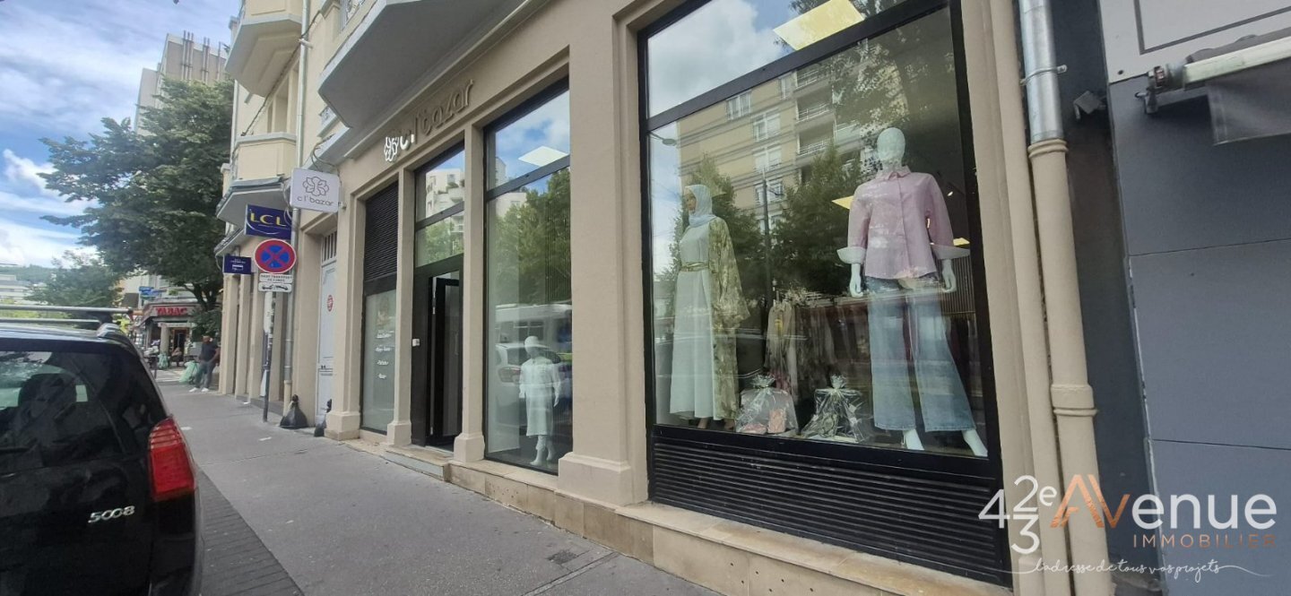 Retail in Saint-Étienne for sale Building Photo- Image 1 of 12