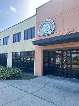 Plus de détails pour 3101-3131 Innovation Dr, Saint Cloud, FL - Bureau à vendre