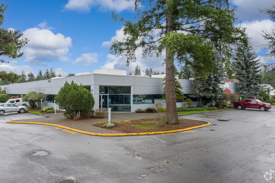 18005 NE 68th St, Redmond, WA for lease - Primary Photo - Image 1 of 7