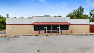 395 N Gardner St, Scottsburg, IN à louer Photo du bâtiment- Image 1 de 31