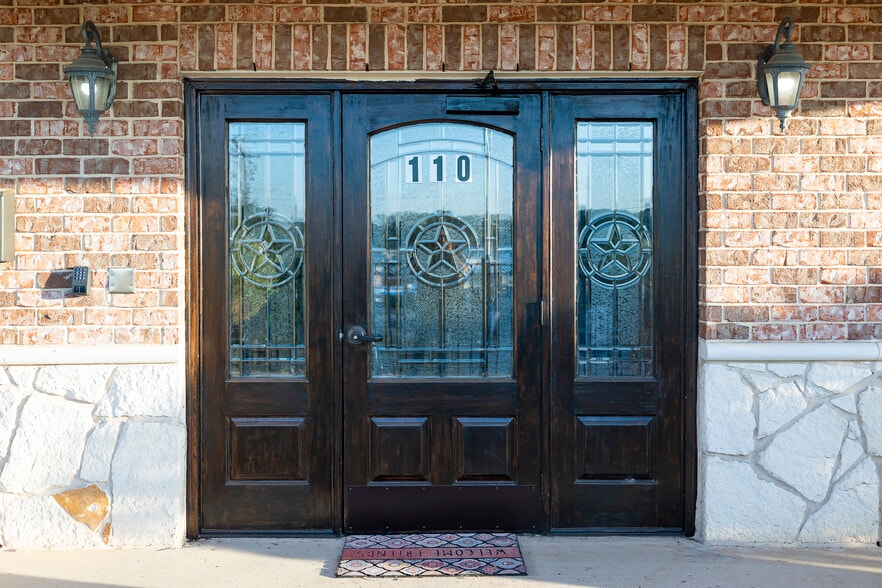 1418 Walkers Way, San Antonio, TX for lease - Building Photo - Image 3 of 6