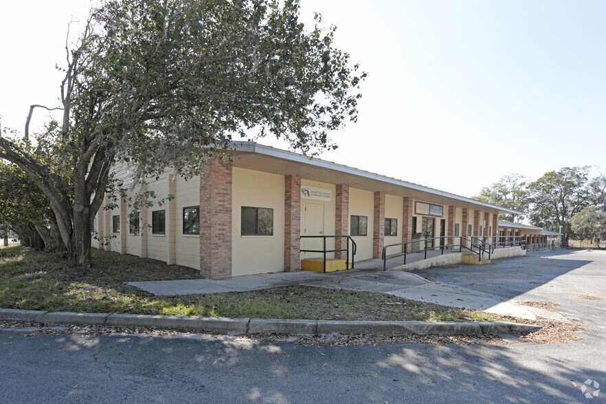 84-98 W Lowder St, Macclenny, FL à louer - Photo du bâtiment - Image 3 de 4