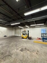 50 Minnesota Ave, Warwick, RI à louer Photo intérieure- Image 2 de 10