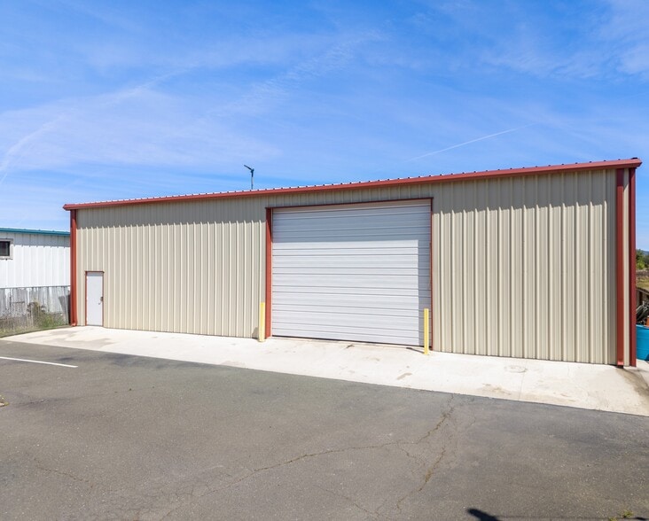 2480 S Main St, Lakeport, CA for sale - Building Photo - Image 3 of 30