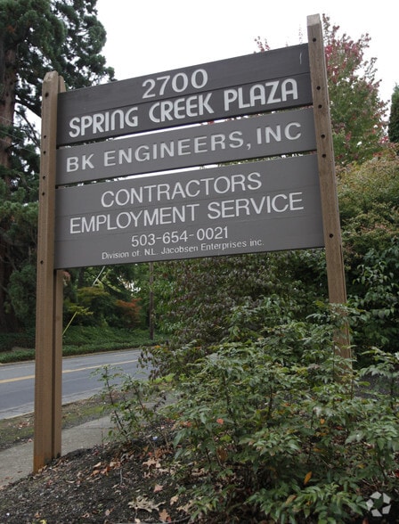2700 SE Harrison St, Milwaukie, OR for sale - Building Photo - Image 2 of 3