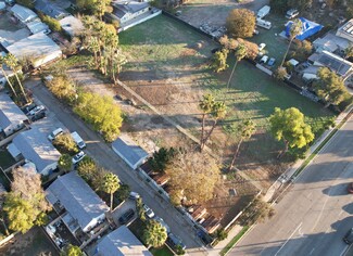 Plus de détails pour 18957-19009 Saticoy St, Reseda, CA - Terrain à louer