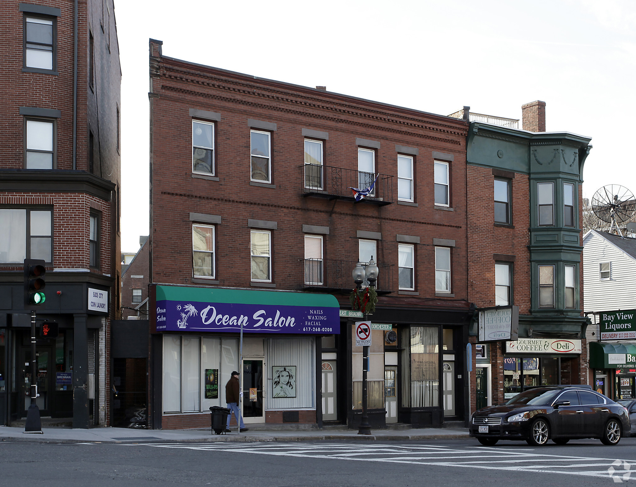 100-104 Dorchester St, Boston, MA for sale Primary Photo- Image 1 of 1