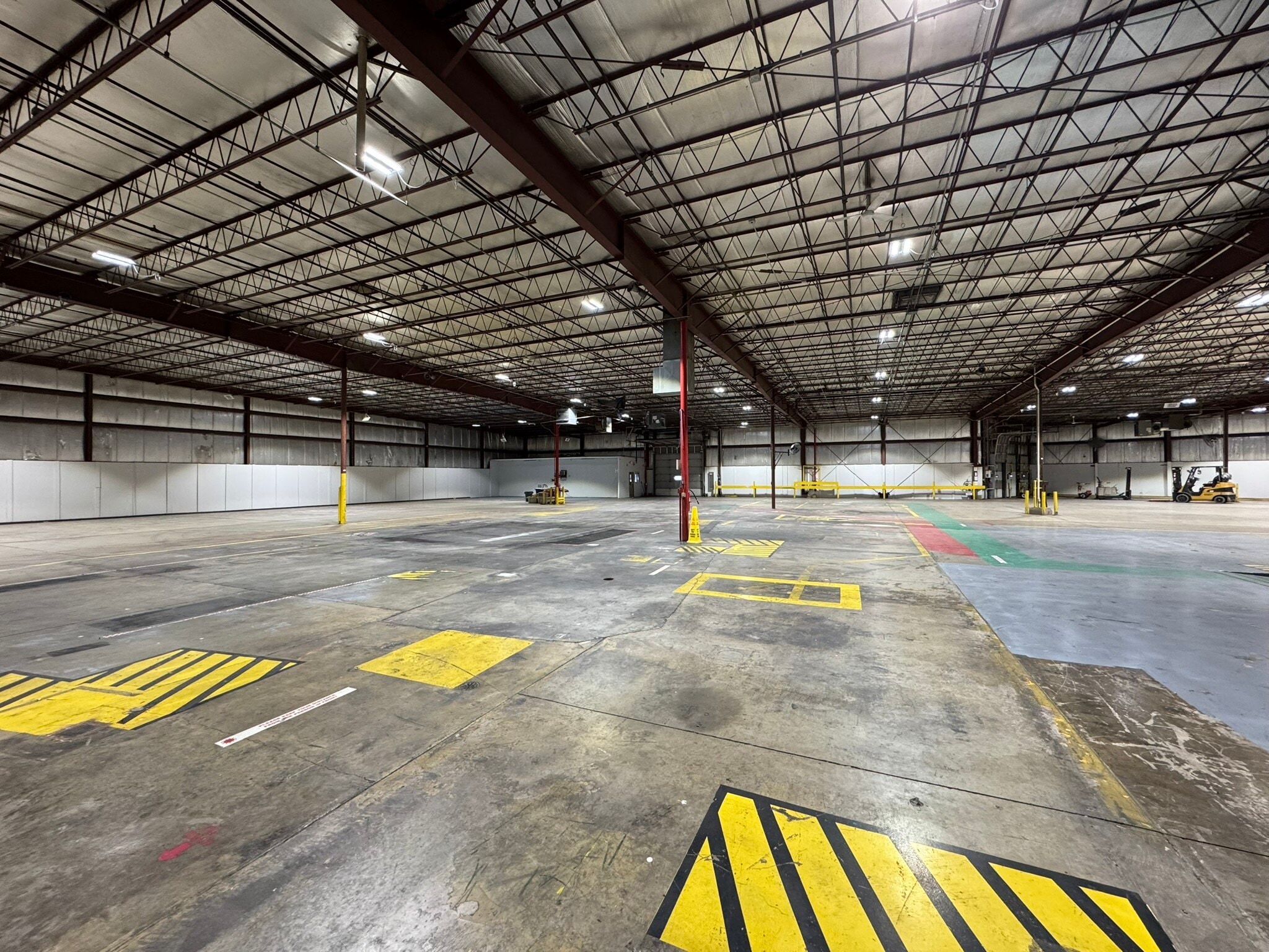 413 E Murdock Ave, Oshkosh, WI à vendre Photo intérieure- Image 1 de 5