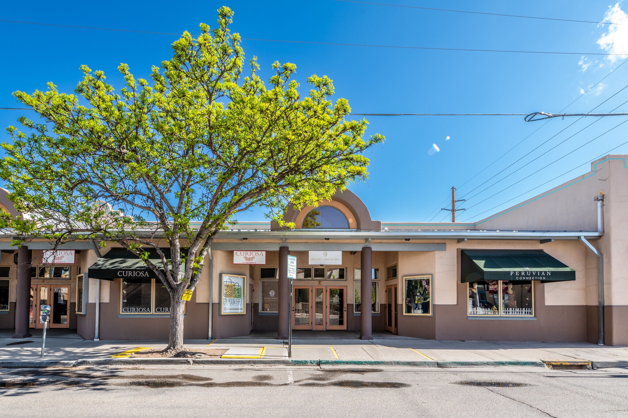 328 Guadalupe St, Santa Fe, NM à louer Photo principale- Image 1 de 20