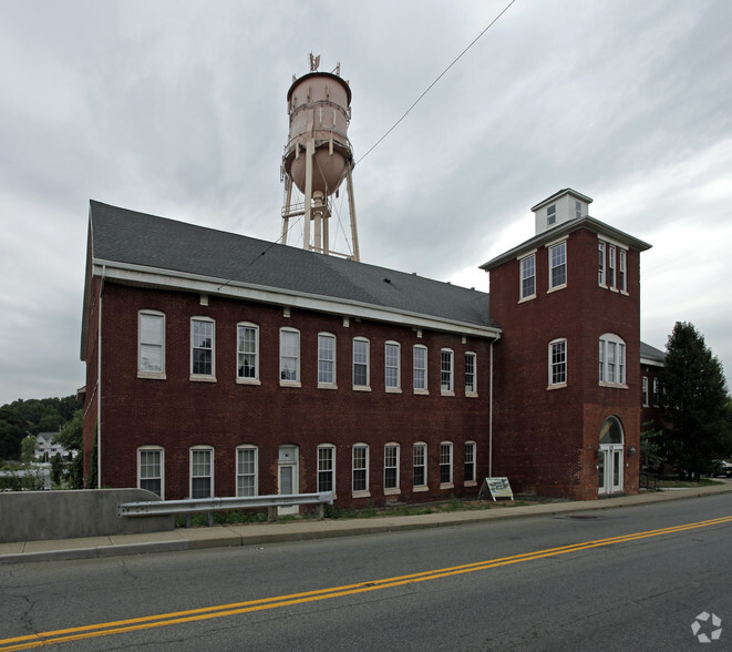 175 N Main St, Wharton, NJ à vendre - Photo du bâtiment - Image 1 de 1