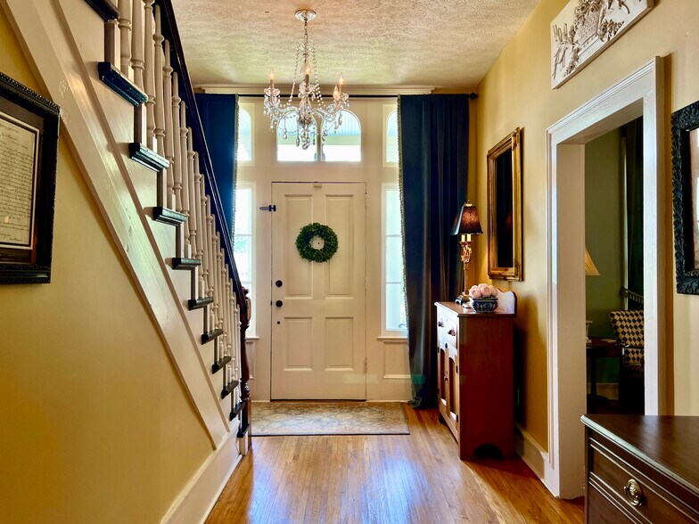 210 S College St, Franklin, KY à vendre - Photo intérieure - Image 3 de 28