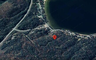 Plus de détails pour 1999 Ch Du Tour-Du-Lac, Lac-des-plages, QC - Terrain à vendre
