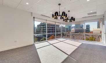 2626 cole Ave, Dallas, TX for lease Interior Photo- Image 2 of 5