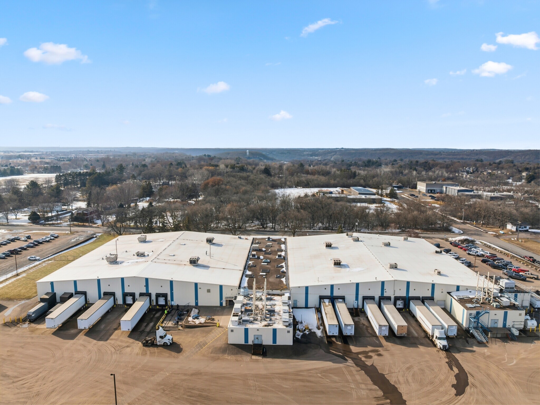 108 Industrial Dr, Osceola, WI for sale Primary Photo- Image 1 of 14