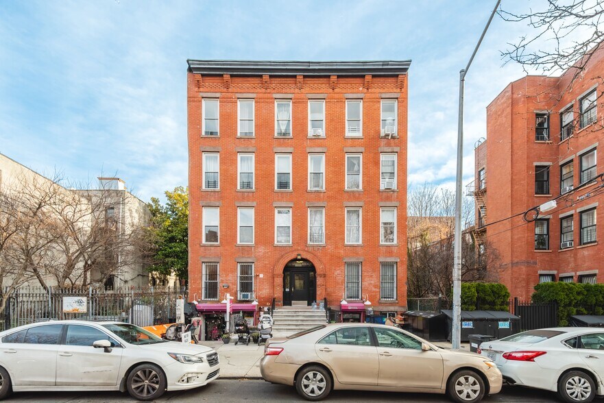 293 Grand Ave, Brooklyn, NY for sale - Building Photo - Image 3 of 31