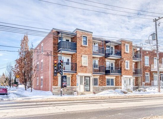 4344 Rue Bélanger, Montréal, QC for sale Primary Photo- Image 1 of 1