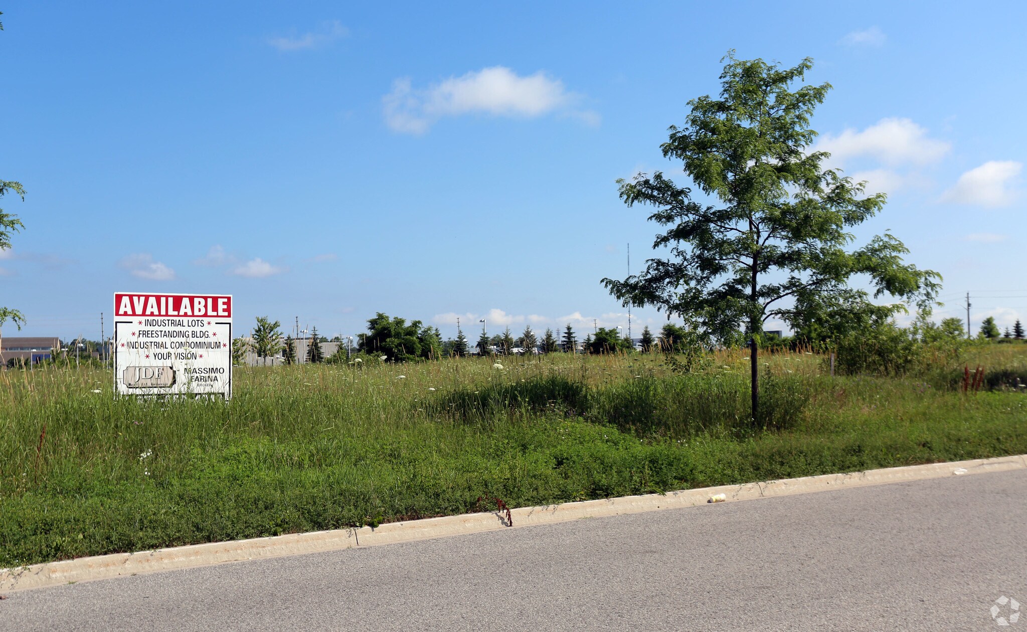 132 King St, Barrie, ON for sale Primary Photo- Image 1 of 1