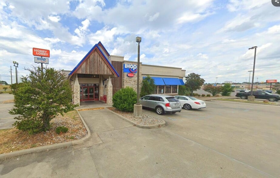 202 Blanchard St, West Monroe, LA for sale - Building Photo - Image 2 of 3