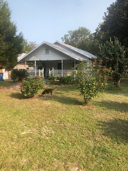243 Ellabell Loop Rd, Ellabell, GA à louer - Photo principale - Image 1 de 8