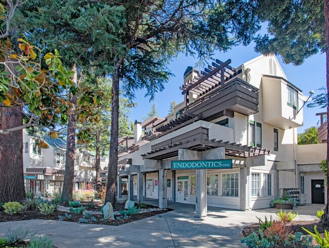 Plus de détails pour 100 W El Camino Real, Mountain View, CA - Bureau à louer