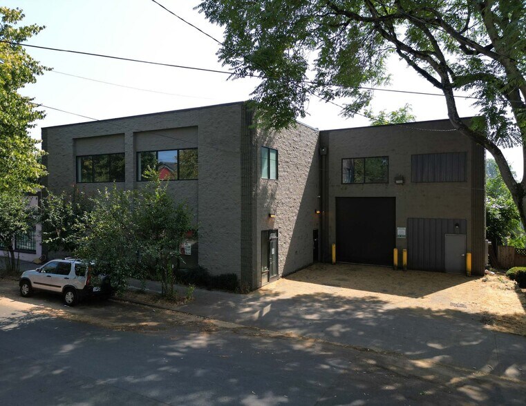 1224 SE Oak St, Portland, OR à vendre - Photo du bâtiment - Image 1 de 8