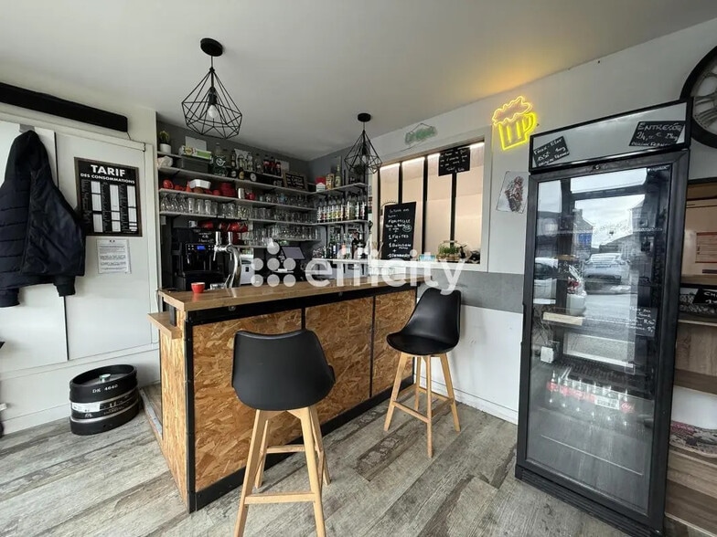 Office in Matignon for sale - Building Photo - Image 2 of 5