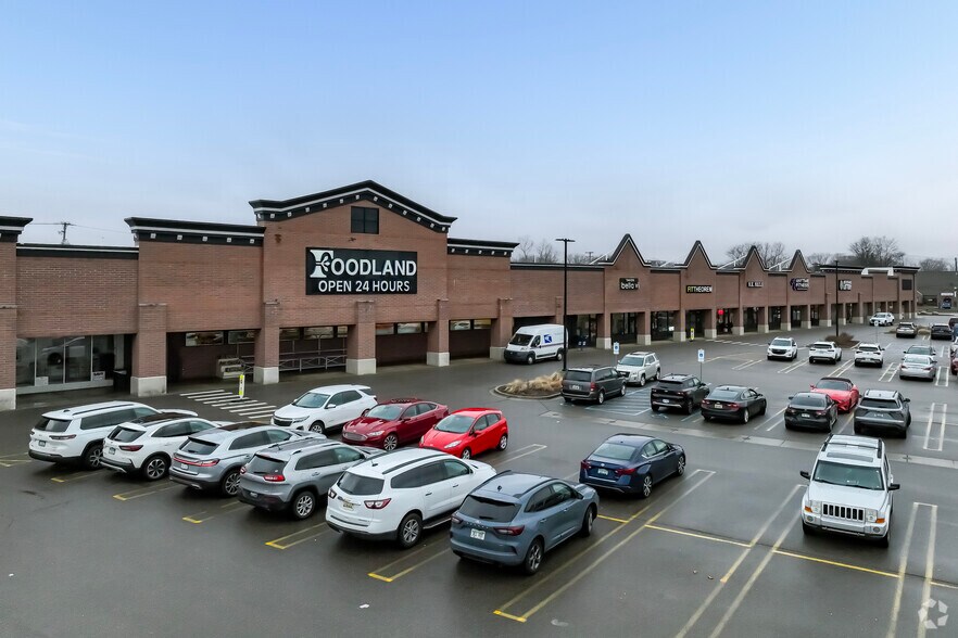 33111-33251 Plymouth Rd, Livonia, MI à louer - Photo principale - Image 1 de 5