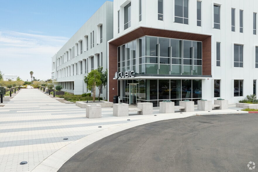 Office in San Diego, CA for lease - Building Photo - Image 2 of 12