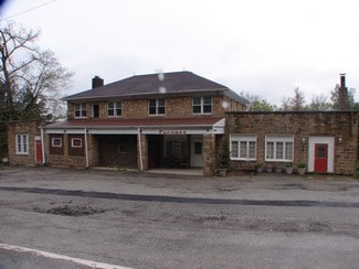 Plus de détails pour 1129 Lincoln Hwy, Laughlintown, PA - Commerce de détail à vendre