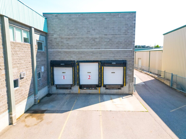 1810 Kosmina Rd, Vernon, BC for sale - Building Photo - Image 3 of 32