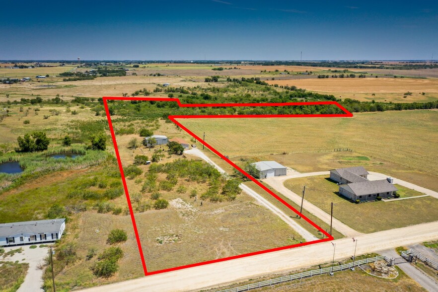 375 County Road 497, Taylor, TX à vendre - Photo principale - Image 1 de 4