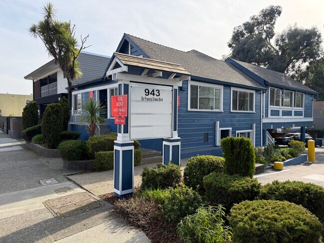 Plus de détails pour 943 Sir Francis Drake Blvd, Greenbrae, CA - Commerce de détail à louer