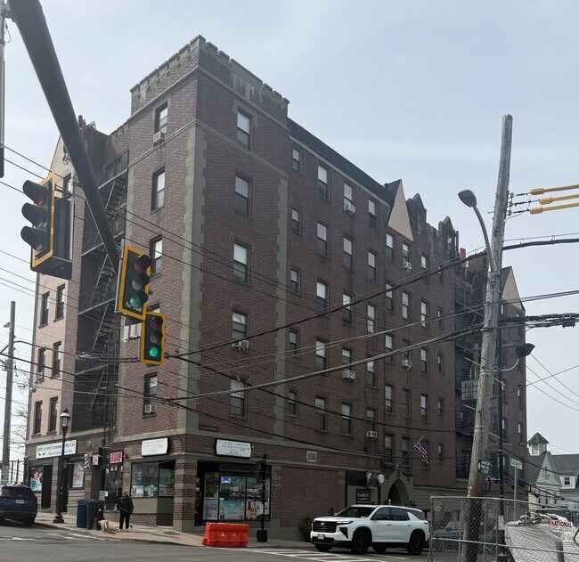 More details for 3 Calvert St, Harrison, NY - Multifamily for Sale