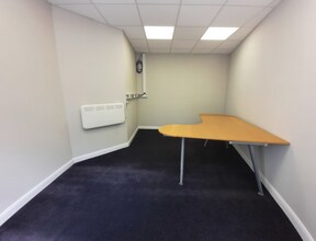 12 Skipton Rd, Barnoldswick for lease Interior Photo- Image 1 of 4