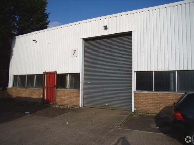 St Margarets Way, Huntingdon for lease - Lobby - Image 1 of 4