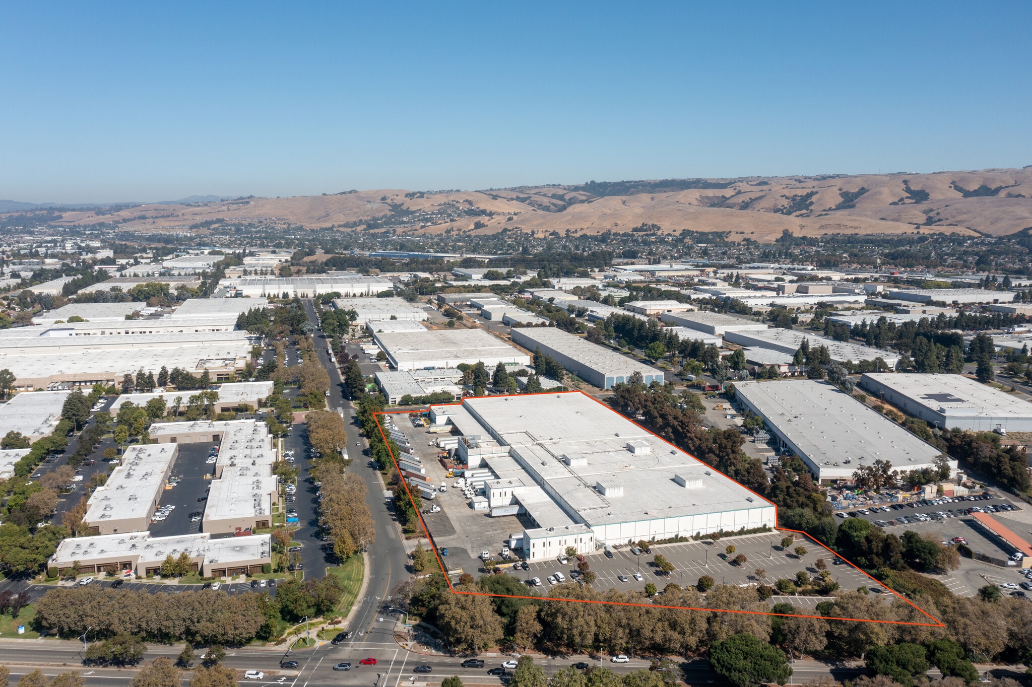 33400 Dowe Ave, Union City, CA for lease Building Photo- Image 1 of 3