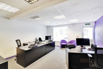 61 High St, Edenbridge for lease Interior Photo- Image 2 of 4