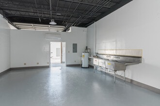 4100-4200 Oak Cir, Boca Raton, FL for lease Interior Photo- Image 2 of 4