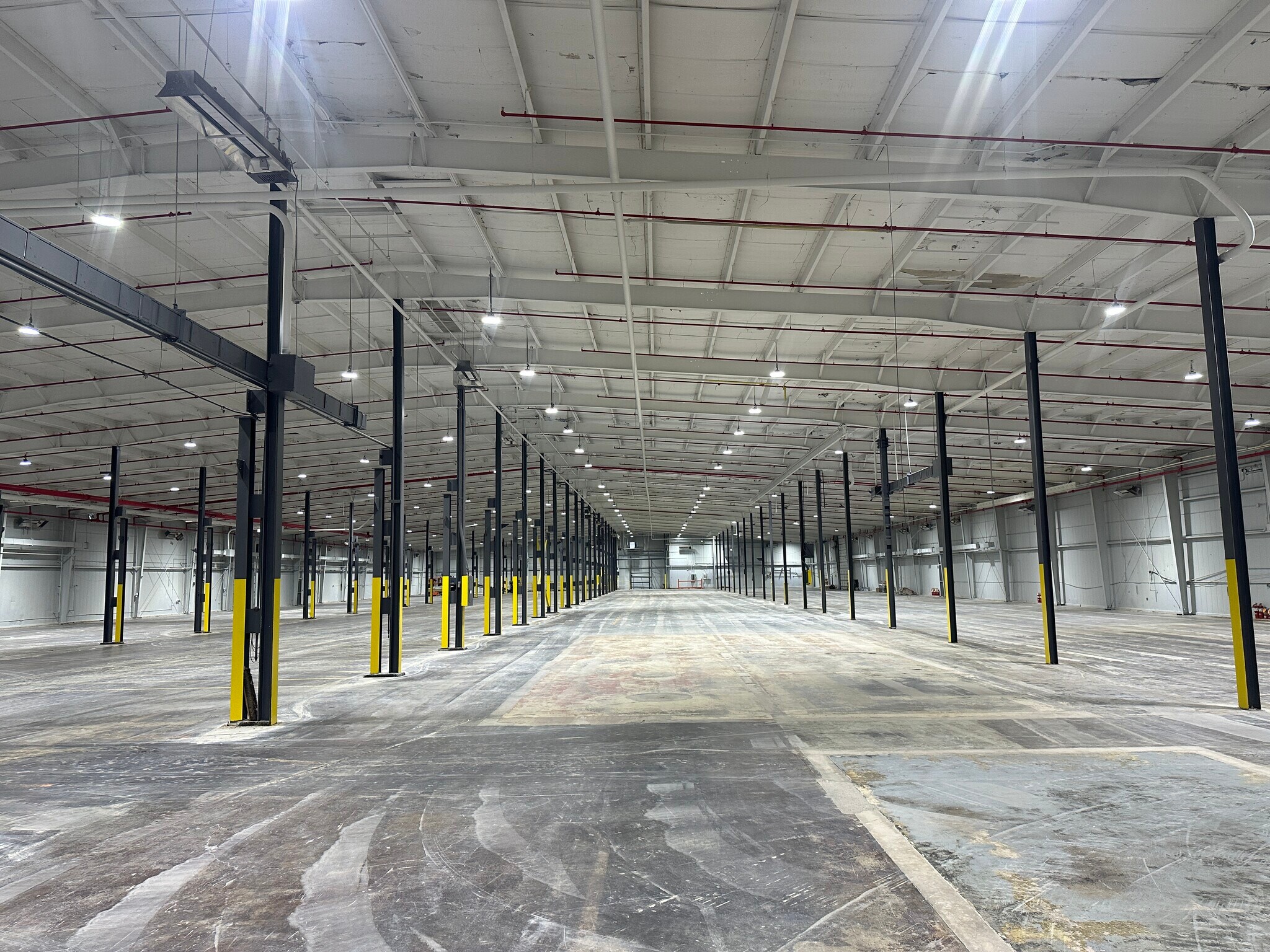 7189 Henry Clay Blvd, Liverpool, NY à vendre Photo du bâtiment- Image 1 de 1