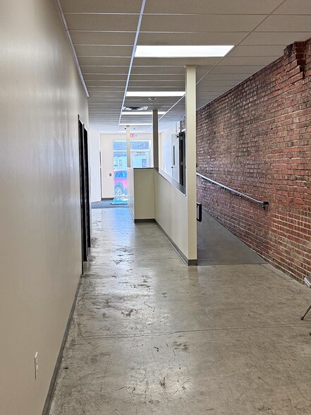 2837 Washington Ave, Saint Louis, MO à louer - Photo intérieure - Image 2 de 9