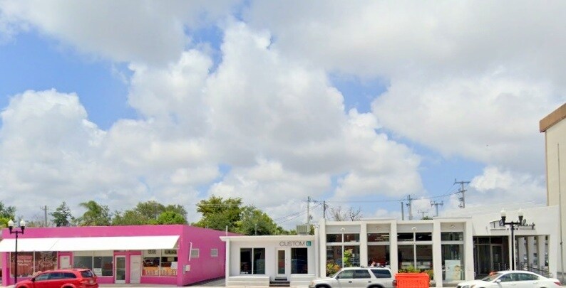 2205-2211 Hollywood Blvd, Hollywood, FL à louer - Photo du bâtiment - Image 3 de 6