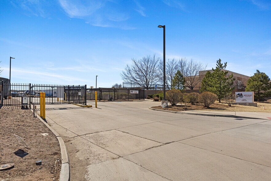 14200 E Otero Ave, Englewood, CO for sale - Building Photo - Image 3 of 20