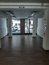 54 Avenue Maréchal De Saxe, Lyon for lease Interior Photo- Image 2 of 4