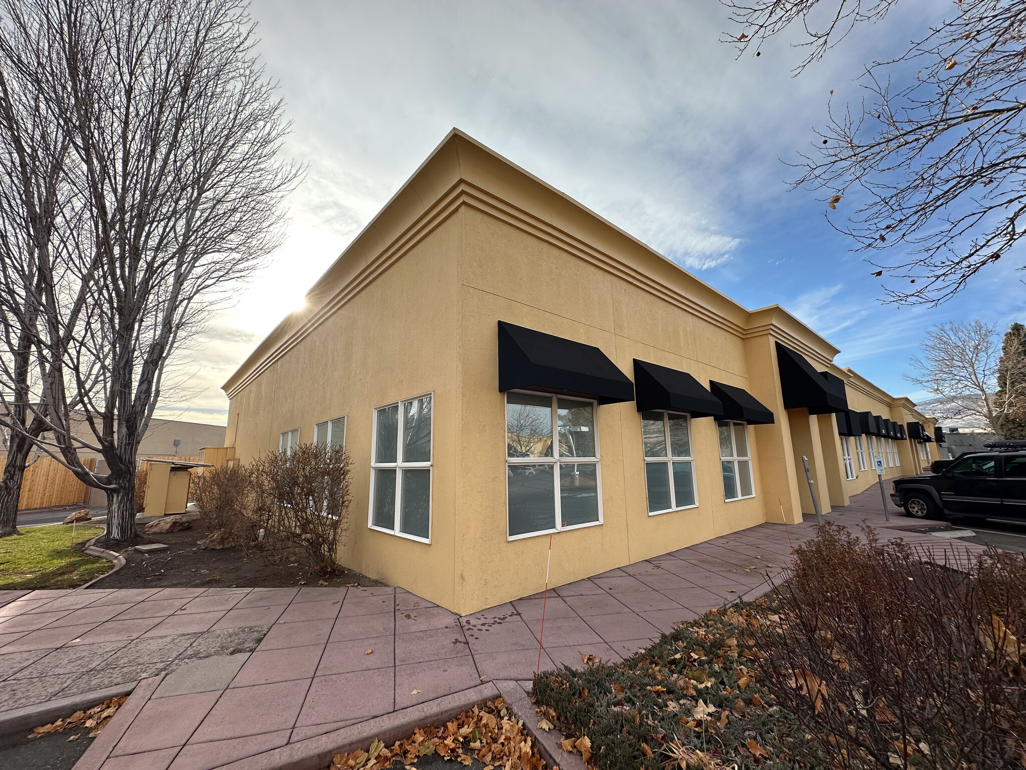 770-780 Smithridge Dr, Reno, NV for lease Building Photo- Image 1 of 11