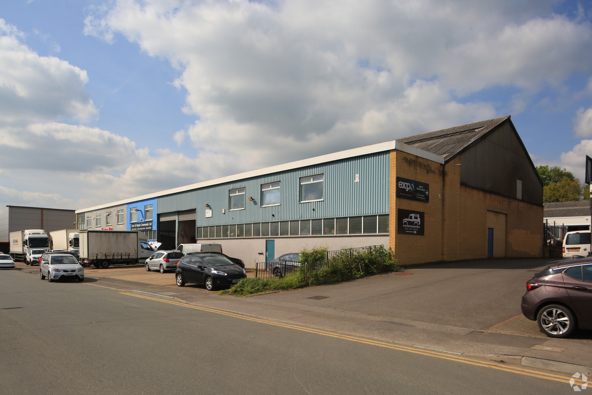 Fircroft Way, Edenbridge for lease Primary Photo- Image 1 of 3