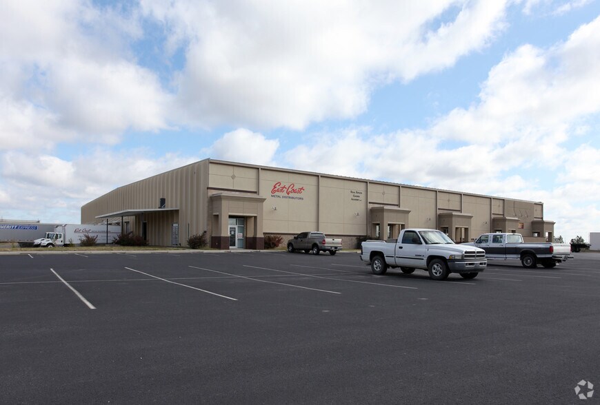 150 Osigian Blvd, Warner Robins, GA à louer - Photo du bâtiment - Image 2 de 2