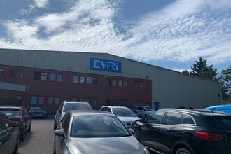 Victoria Way, Newmarket for lease Building Photo- Image 1 of 3