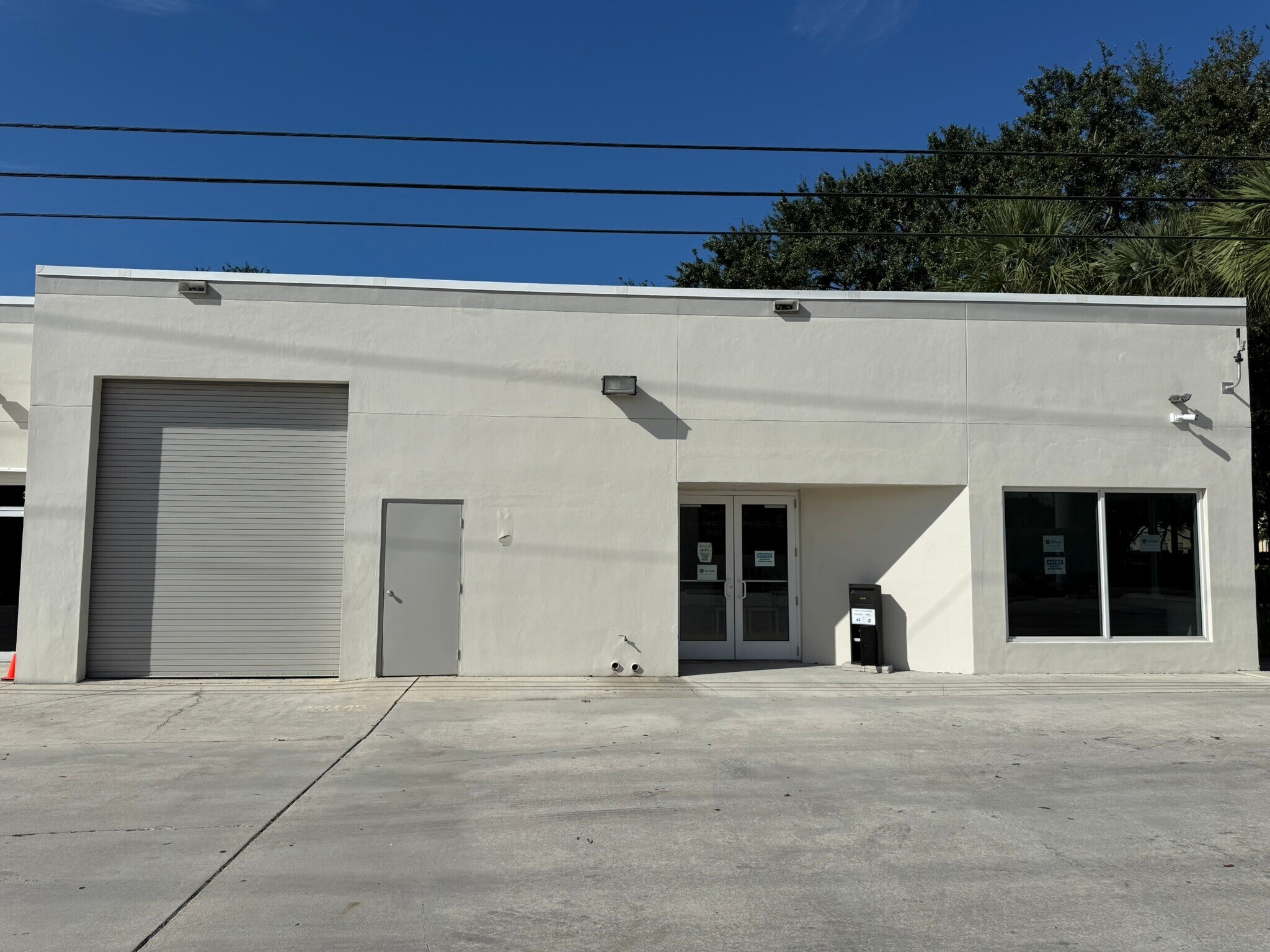 3020 Fairlane Farms Rd, Wellington, FL à louer Photo du bâtiment- Image 1 de 9